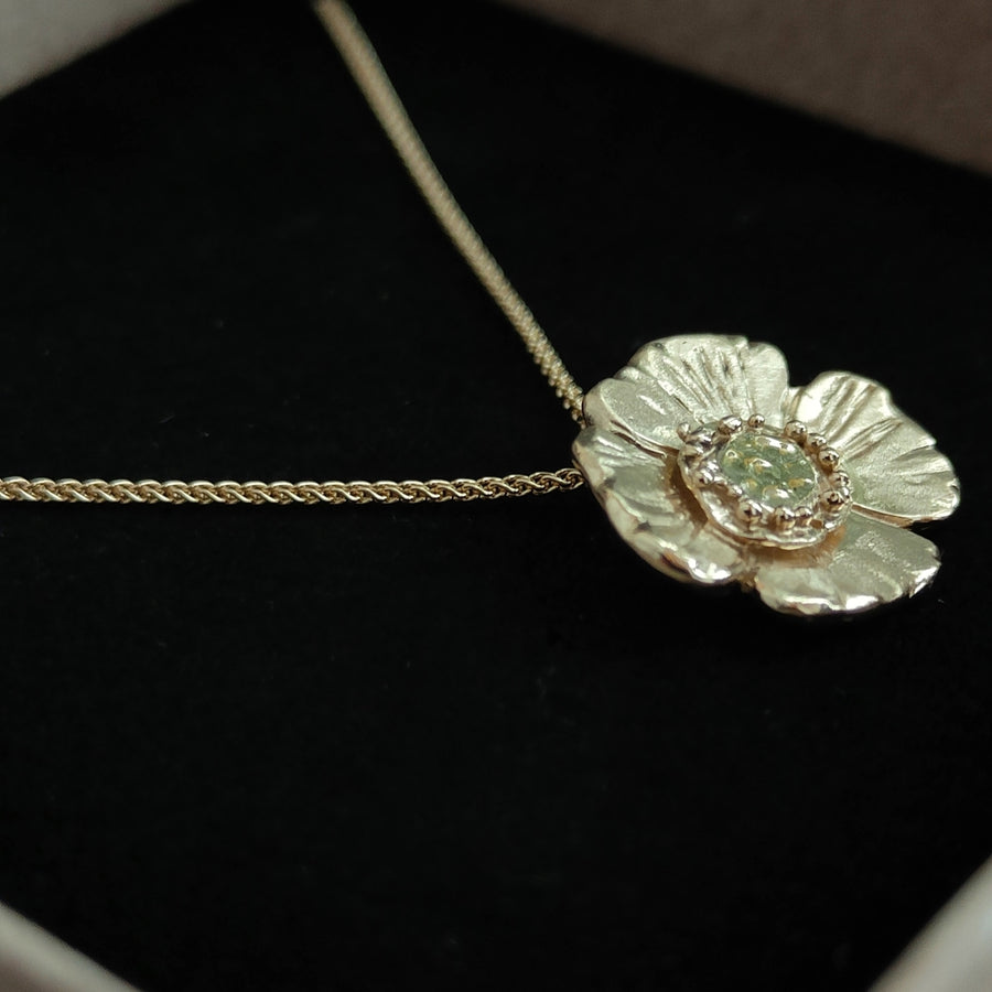 9ct Yellow Gold Poppy Pendant Necklace